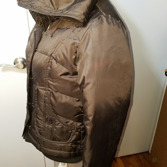 DKNY Active Petite Puffer Jacket w/ Hood - Picture 4 of 8